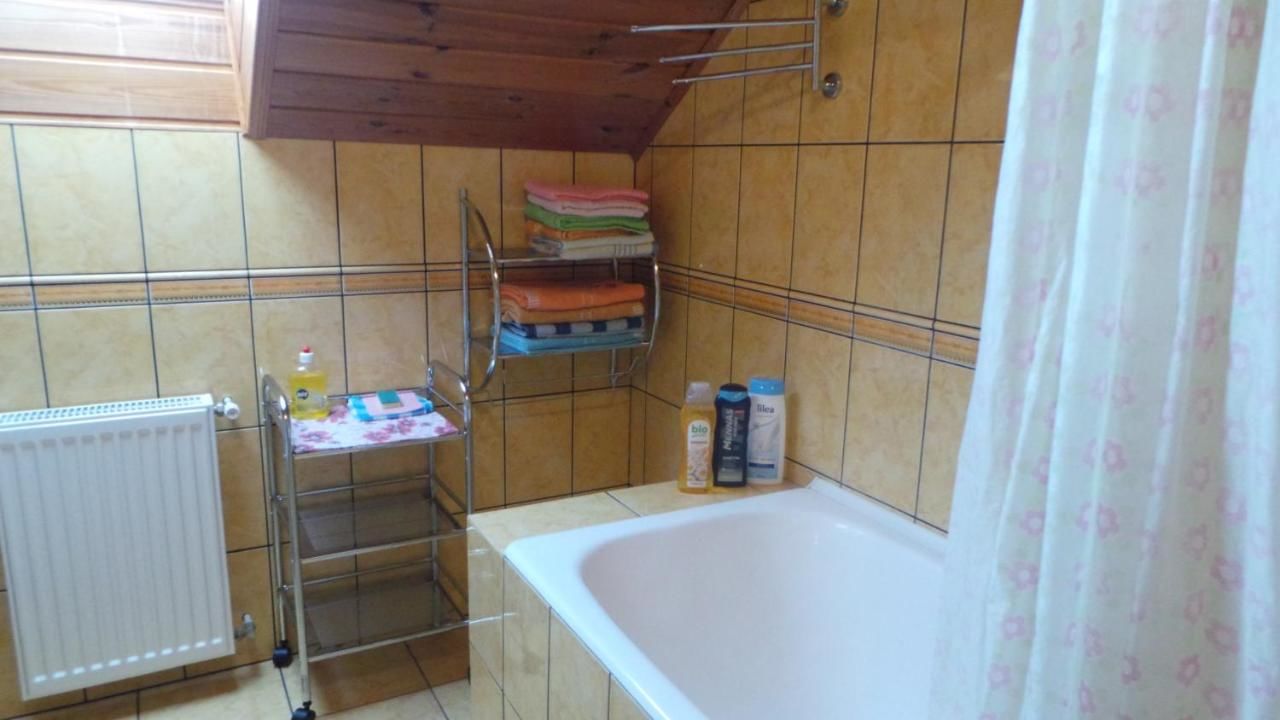 Гостевой дом U Viktora Guest House Брест-15