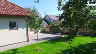 Гостевой дом U Viktora Guest House Брест Апартаменты - 1-й этаж-14