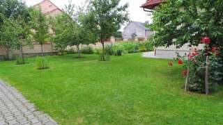 Гостевой дом U Viktora Guest House Брест Апартаменты - 1-й этаж-17