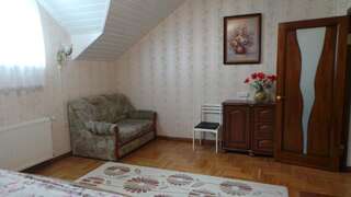 Гостевой дом U Viktora Guest House Брест-6