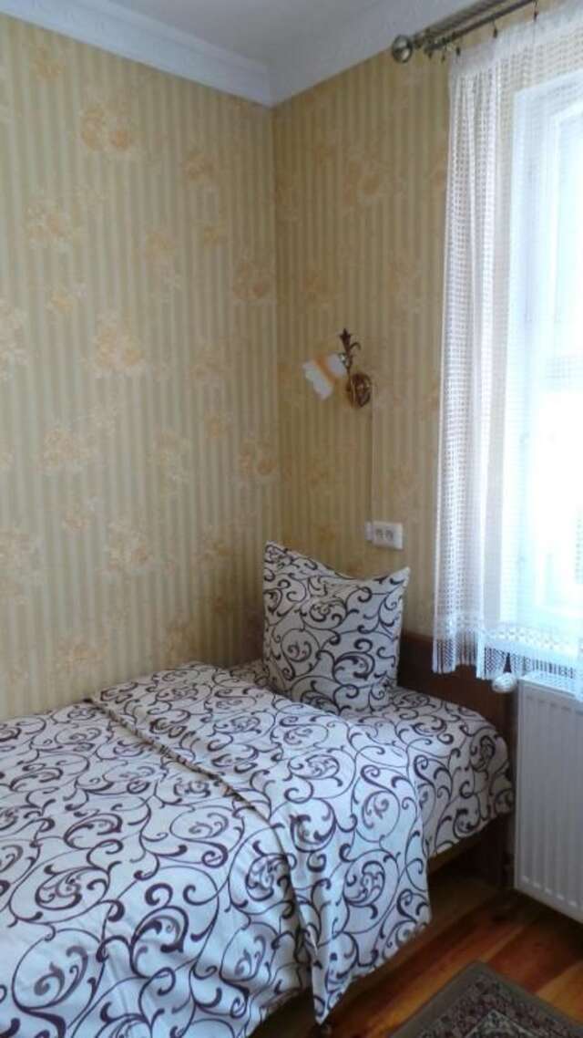 Гостевой дом U Viktora Guest House Брест-47